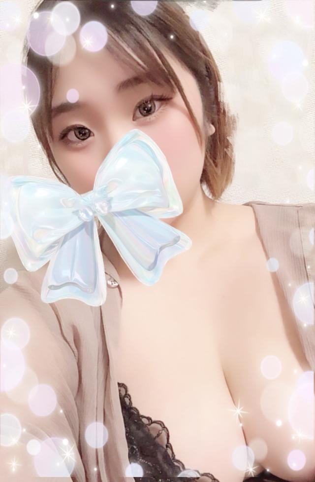 BLUE MOON cafe(デリヘル) 笑恋(にこ)プレミア未経験美少女