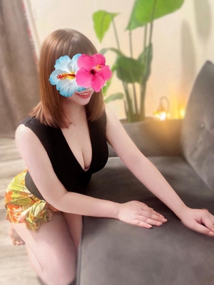 呉屋ももプロフィール写真