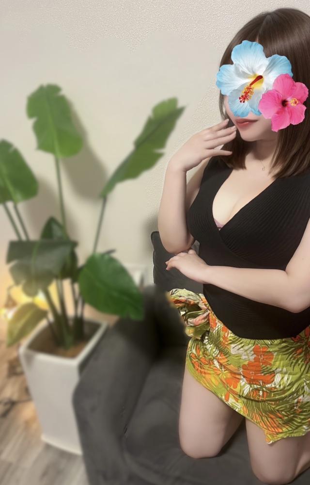 呉屋ももプロフィール写真