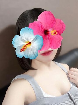 美らエス　安里くるみ