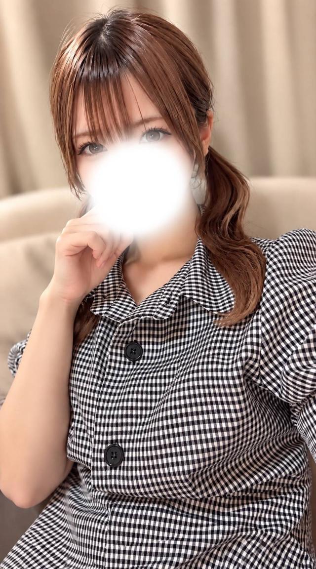 りお 超大型新人 プラチナコースプロフィール写真