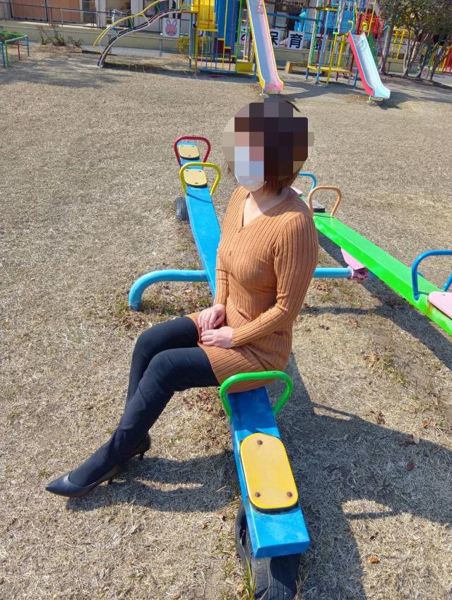 人妻宅急便 しずか(スレンダー美人)