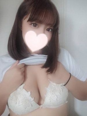 ゆい☆潮吹きでキスが大好きプロフィール写真