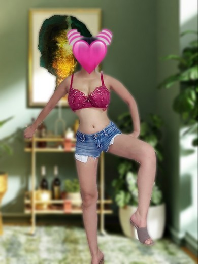 カーミラ爆乳娘プロフィール写真