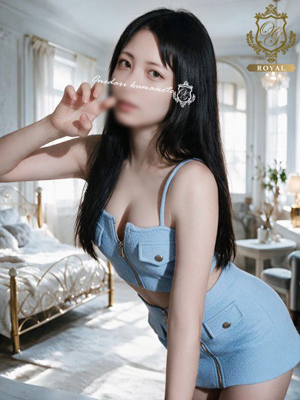 【きづき】美脚×美乳の極上ボディプロフィール写真