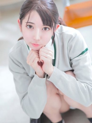 朝比奈 めいプロフィール写真
