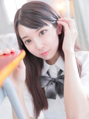 朝比奈 めいプロフィール写真