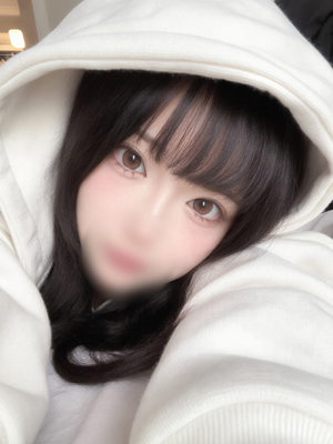 鈴音ももプロフィール写真