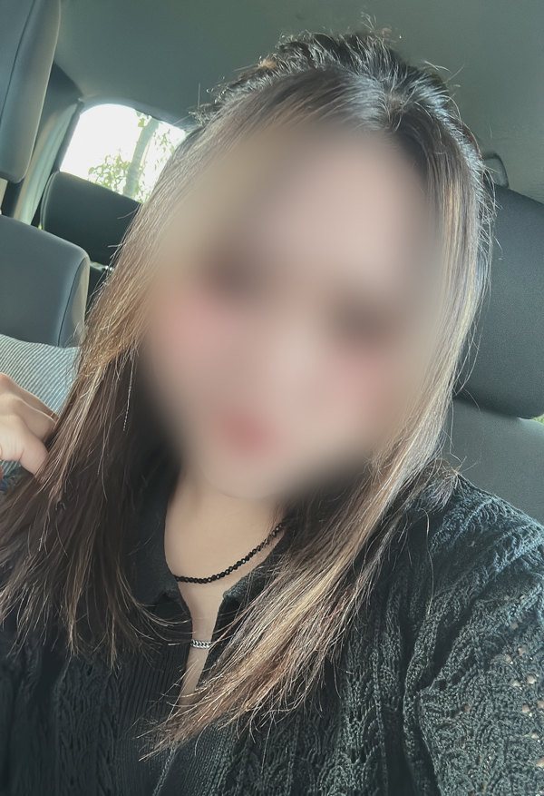 新人「ま り」プロフィール写真