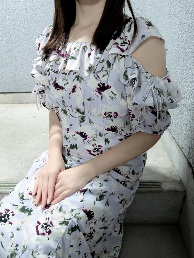 つぼみ☆綺麗で細身プロフィール写真