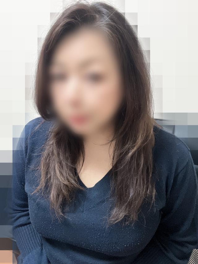 新人・ミドリプロフィール写真