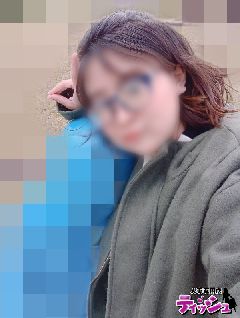 新人・エミプロフィール写真